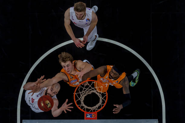 他的强势竞 他的强势竞