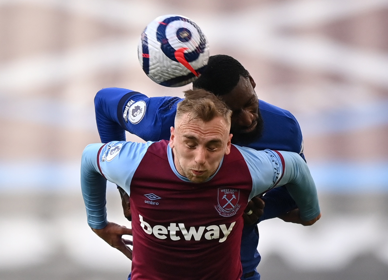 普尔虽然目 普尔虽然目